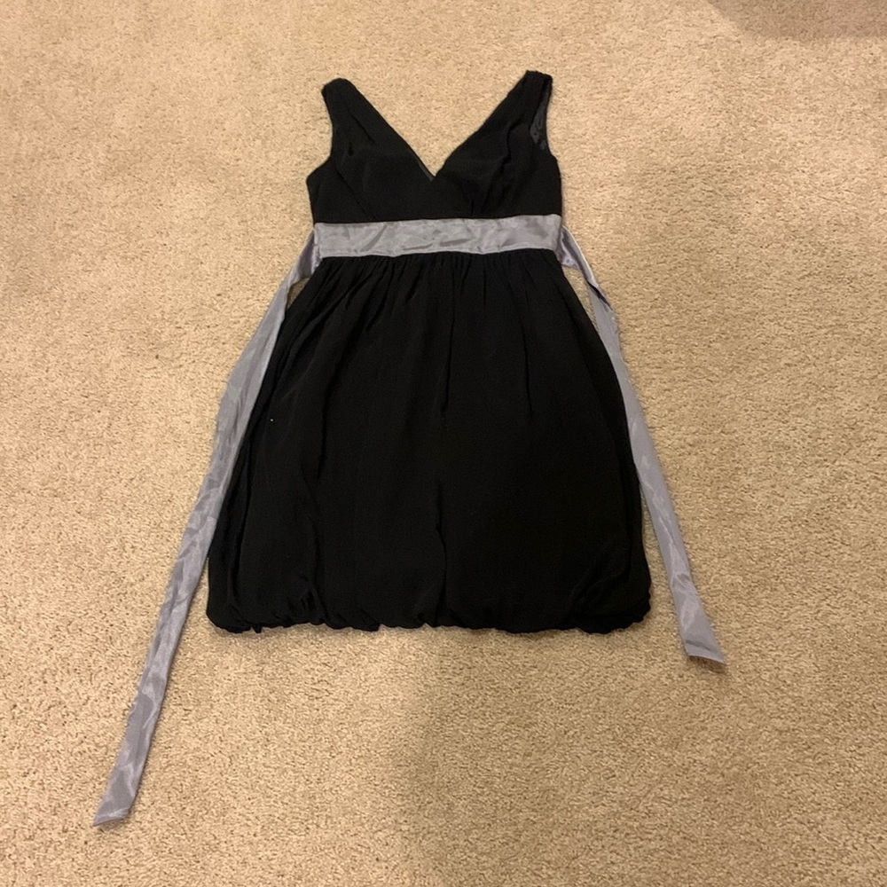 London Times v-neck dress, size 4